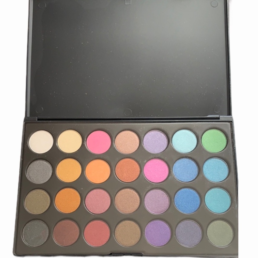 NEW glamierre Color Splash 28 Shimmery Colors Eye